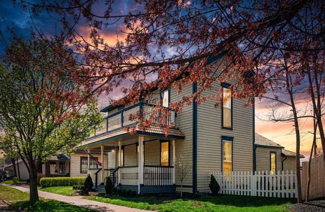 Timeless on Tenth - Historic Downtown Noblesville