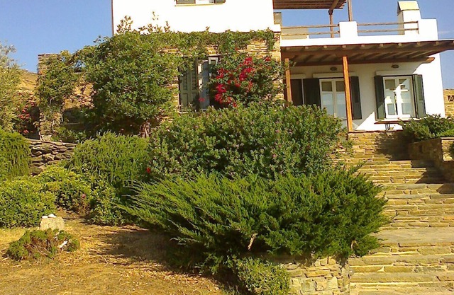 Tinos Cyclades Traditional House, close to the sea, unique view, min from port