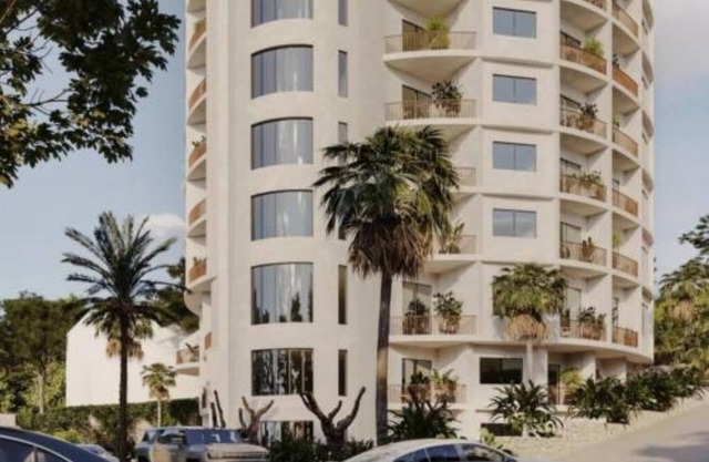 tn5-minutes to the sea! Two-bedroom Apartment with Balcony