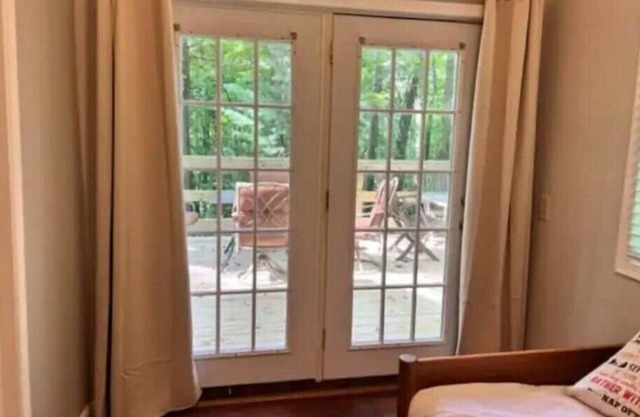 Toasty S'more Cabin in Rockbridge, OH w/ Hot Tub