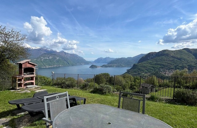 TOBIA HOUSE Beautiful Lake View