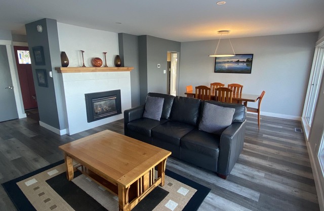 Tofino Oceanfront House - Vista Hermosa