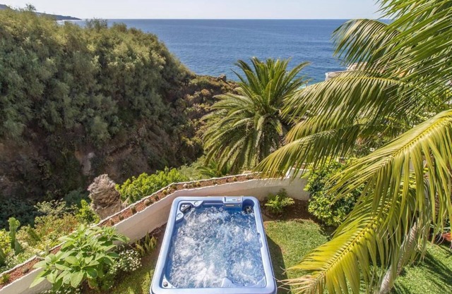 Top Coastal House With Amazing Seaviews