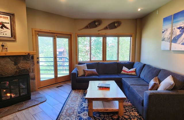 Top Floor 2Br, 2 Ba, Loft 1400Sq Ft At The Base Of Deer Valley