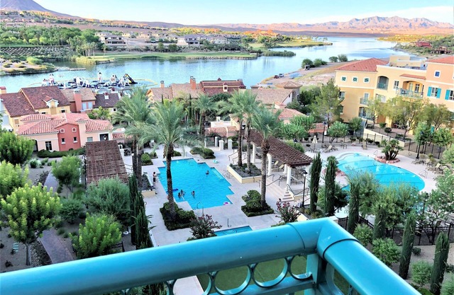 Top floor, BEST view, Viera condo at Lake Las Vegas!