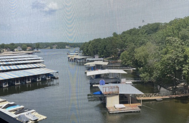 Top floor, one bedroom condo on the lake!