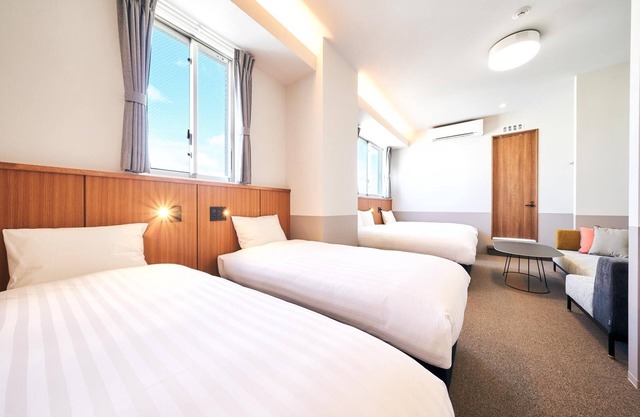 Top Floor Superior 4 BedsBath with a view45m2/Naha Okinawa