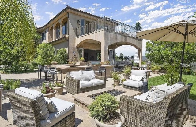 Topanga Mansion Retreat