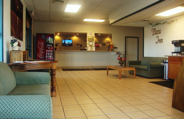 Topeka Plaza Inn