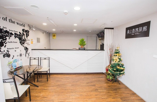 TopL Hotel