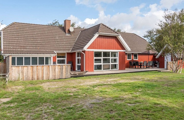 "Tora" - 3km from the sea by Interhome