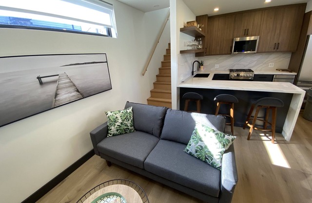 Toronto Beaches 2 Bedroom Laneway House