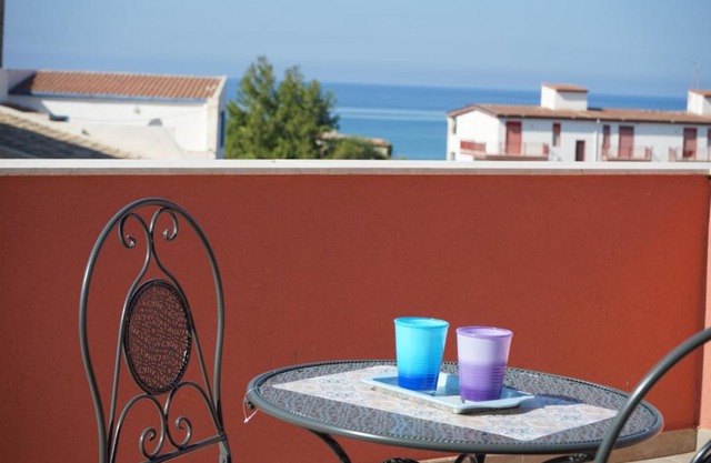 TorrediGaffe Home, una casa nella piazzetta del borgo a due passi dal mare