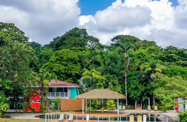 Tortuga Lodge and Gardens