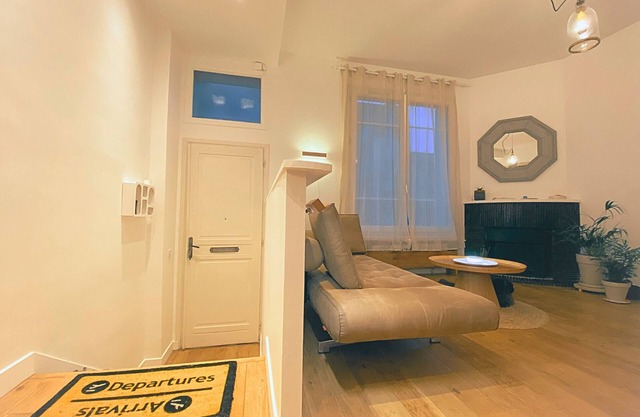 Town house with garden 5 minutes from Paris