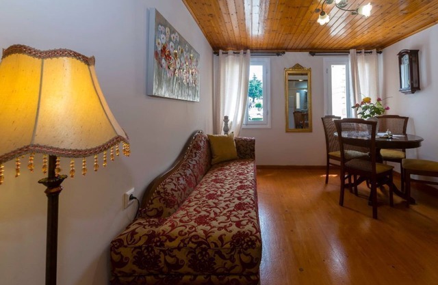 Townhall Nest - Situated in the most exclusive central area of the Old Town