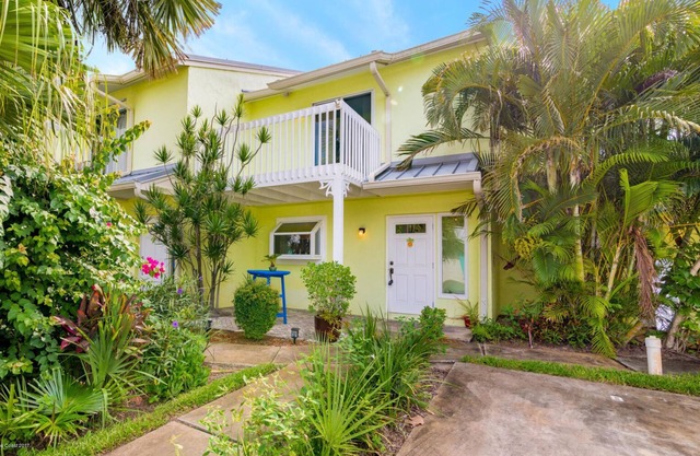 Townhouse by the Sea - Available Furnished or Unfurnished
