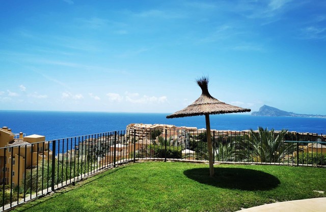 TownHouse in Mascarat Hills with amazing view on Altéa Bay