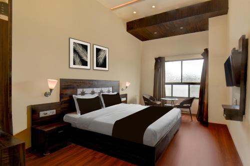 Townhouse Oak Sinhgad Road Crossway Formerly Popular Hotel