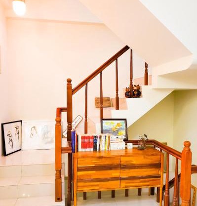 Townhouse with five suites, 318 square meters