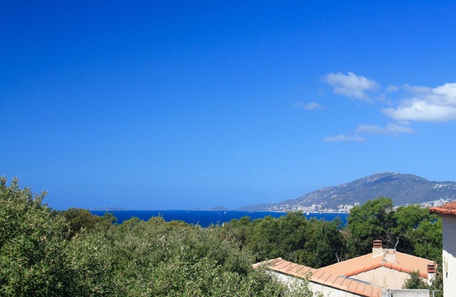 Très bel appartement Porticcio, vue mer sur le golfe d'Ajaccio