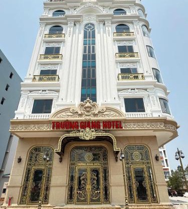 Trường Giang Hotel 2