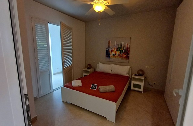 Tracadero Marina 14 Apt, 2 Hab.