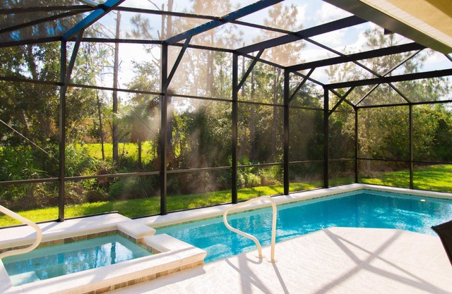 Trafalgar Resort community pool and Gym, private pool!