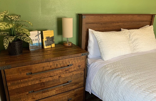 Trailhead Suites