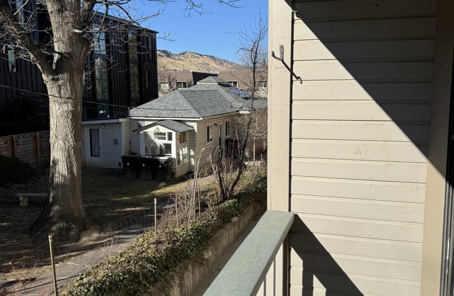 Trails, privacy and proximity; downtown condo