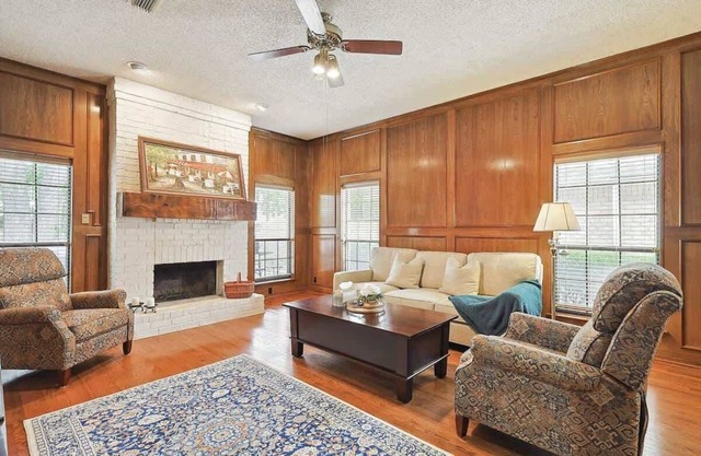 Tranquil 2 BR Haven w/patio