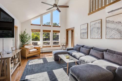 Tranquil Mountain Getaway