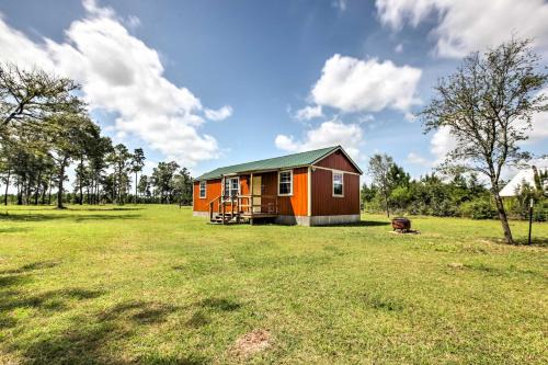 Tranquil Plantersville Cabin Farm Animals On-Site