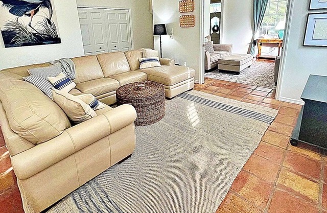 Tranquil Tides! Entire Home in Ozona - Palm Harbor
