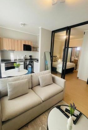 Tranquil Top-Floor in Bryanston
