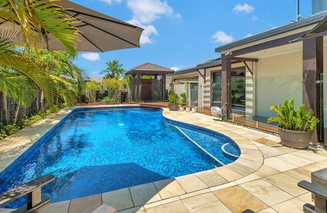 Tranquility in Paradise, private suite overlooking sparkling swimming pool