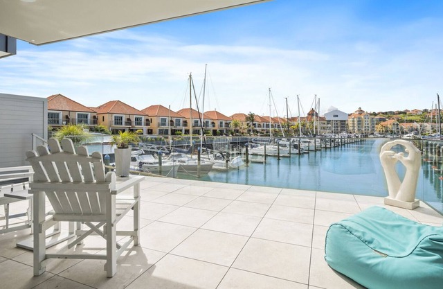 TRANQUILITY WATERS - WHANGAPARAOA HOLIDAY HOME in Whangaparaoa