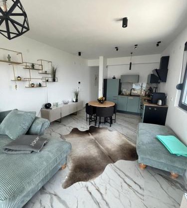 traumhaftes Apartment mit Meerblick in der Bucht von Kotor