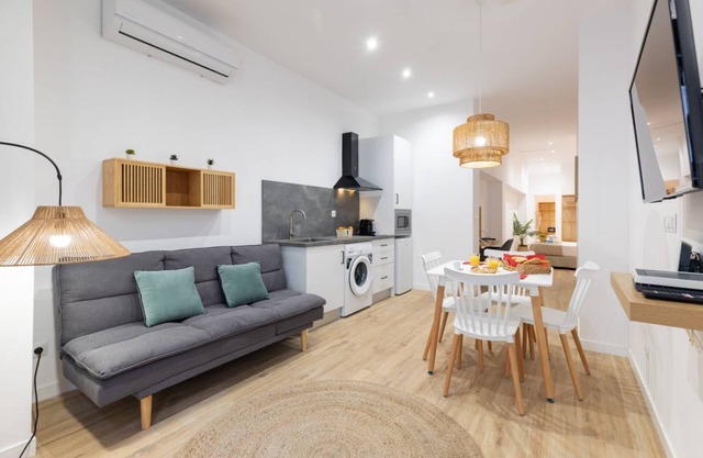 Travel Habitat Ruzafa Loft 5 WIFI+AACC