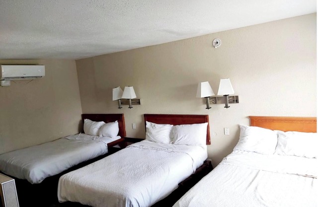Travel Inn By OYO Omaha