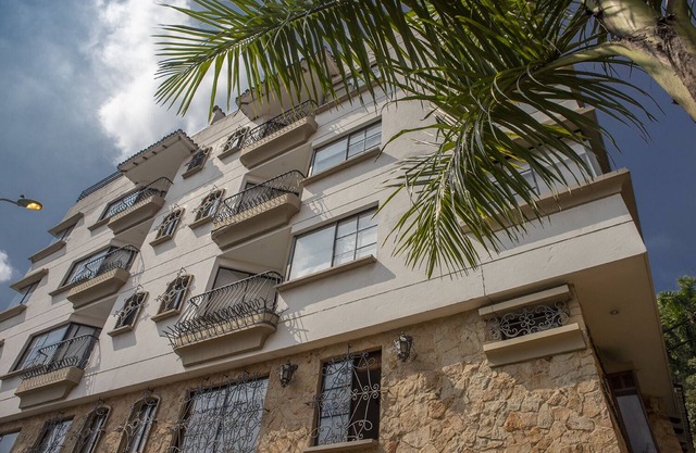 Travelers Apartamentos & Suites Castellón de Juanambú