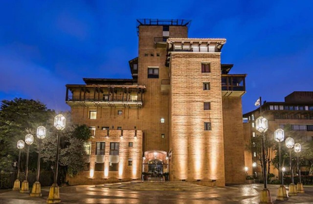 Travelers Suites Condominio Plenitud