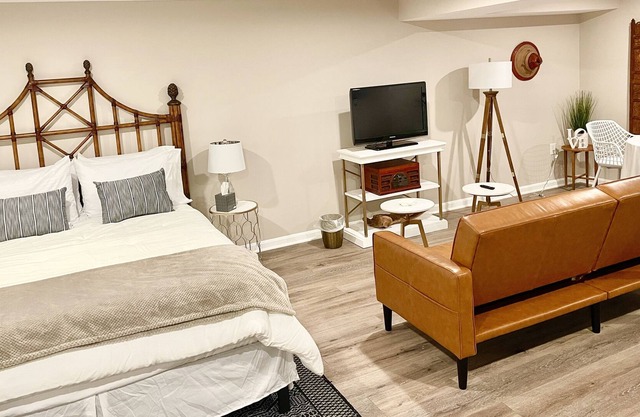 Traveling Nurse Suite