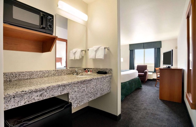 Travelodge by Wyndham Bill WY Thunder Basin Ntl Grassland