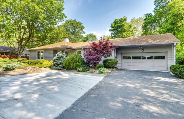 Tree-Lined Indianapolis Home about 10 Mi to Downtown!