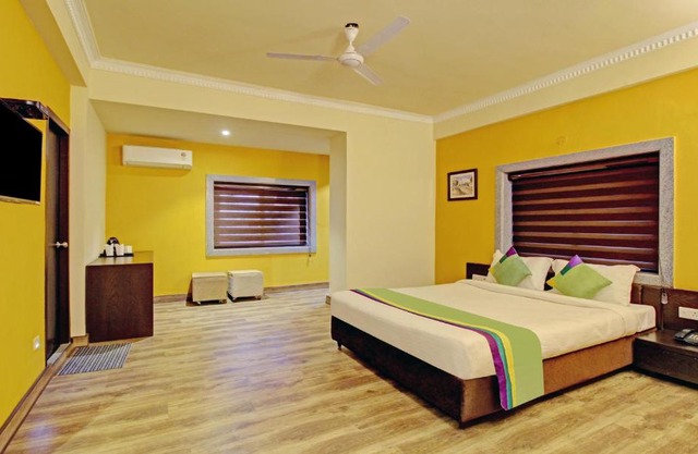 Treebo ASL Prime, Gariahat