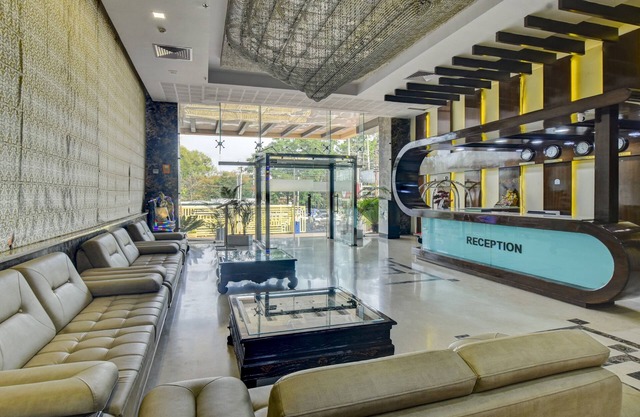 Treebo Elysee, Patel Nagar