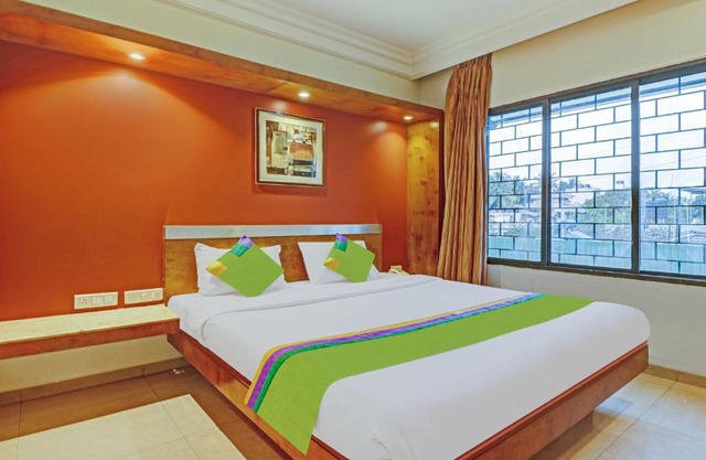 Treebo Suraksha Inn