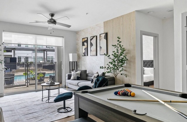 ~ Trendy 3BR/2BA Urban Oasis! ~