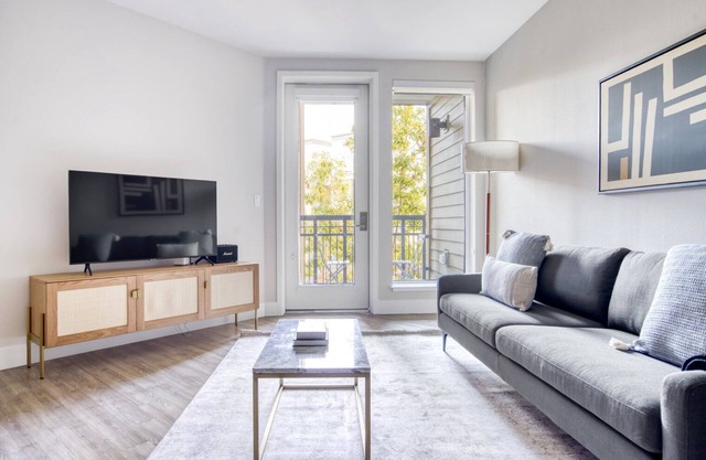 Trendy Redwood City 1BR w/Gym & Pool, 6 mins to Caltrain, by Blueground